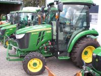 John Deere 3046 R Kommunaltraktor  netto 45.000 € Schleswig-Holstein - Alt Duvenstedt Vorschau