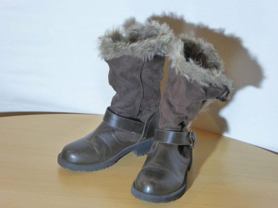 Herbst Stiefel Gr: 30/31 in Euerbach