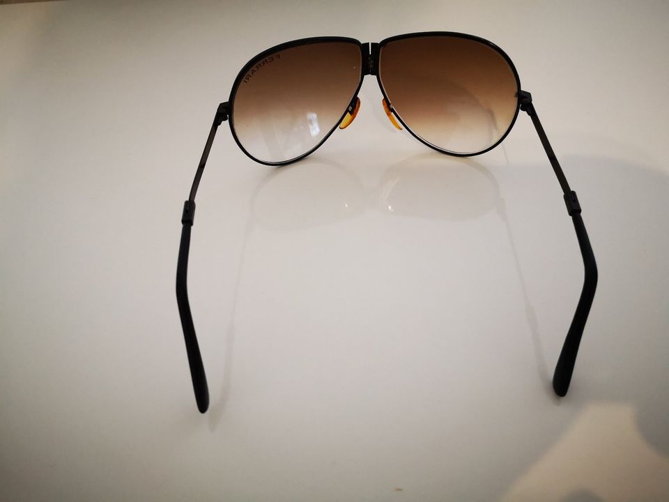 Ferrari Sonnenbrille faltbar Lederetui Vintage 80er Jahre in Hamburg-Nord -  Hamburg Ohlsdorf | eBay Kleinanzeigen ist jetzt Kleinanzeigen