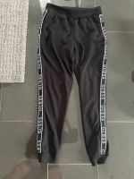 Jogginghose von GUESS super Zustand Nordrhein-Westfalen - Kamen Vorschau