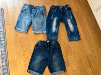 3 Teilig Jungen Kurze Jeanshosen Jeansshorts Größe 146 Baden-Württemberg - Freiburg im Breisgau Vorschau