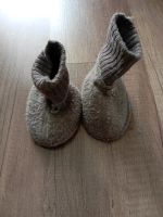 Wollfleece Schuhe Größe 74/80 Niedersachsen - Lindhorst Vorschau