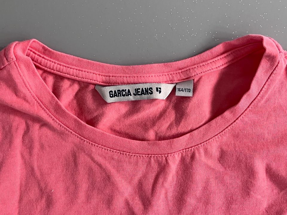 Doppelpack hochwertige Garcia Mädchen- Shirts in Hennickendorf