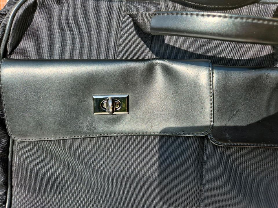 Laptop Tasche von Bree in schwarz *neu* in Köln