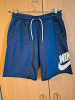 Nike Sweatshorts, Gr.M, top Zustand Berlin - Spandau Vorschau