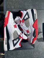 Jordan 4 Fire Red I OG Verpackung I Kassenbeleg Größe 44.5 Bremen - Vegesack Vorschau