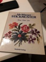 Handarbeitsbuch mit Alt-Wiener Stickmuster Brandenburg - Teltow Vorschau
