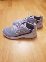 Ungetragene Adidas Turnschuhe / Sneaker Damen Gr. 39 1/3 München - Thalk.Obersendl.-Forsten-Fürstenr.-Solln Vorschau