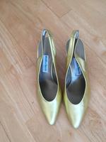 NEU ! Riemchen-Pumps gold Gr. 40 Bayern - Bayreuth Vorschau