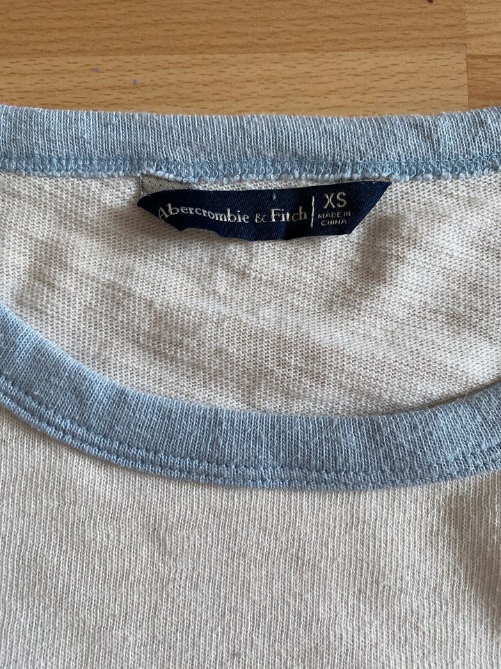 Original Abercrombie & Fitch Pullover Blau Weiß Gr.34/36 in Bernau