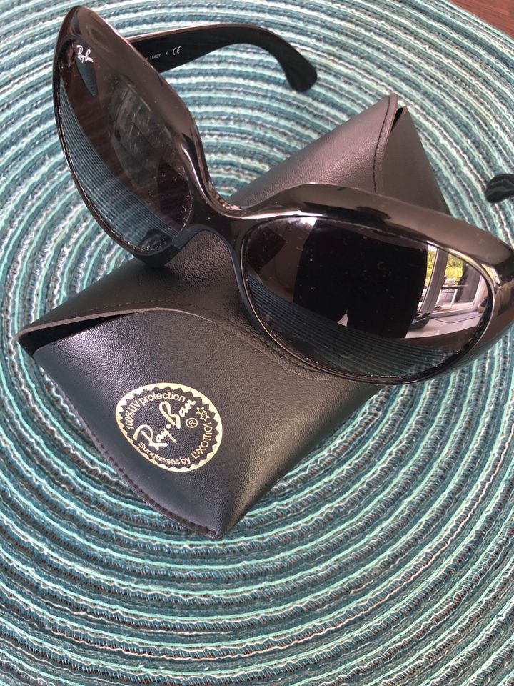 Ray Ban Original Sonnenbrille in Dortmund