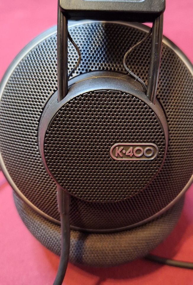 AKG K-400 Overear Kopfhörer mit 3,5 Klinke, Kabel 3m TOP ZUSTAND in Siegburg