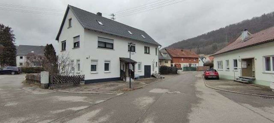 Modernes Einfamilienhaus mit Vermietungspotenzial in Burladingen