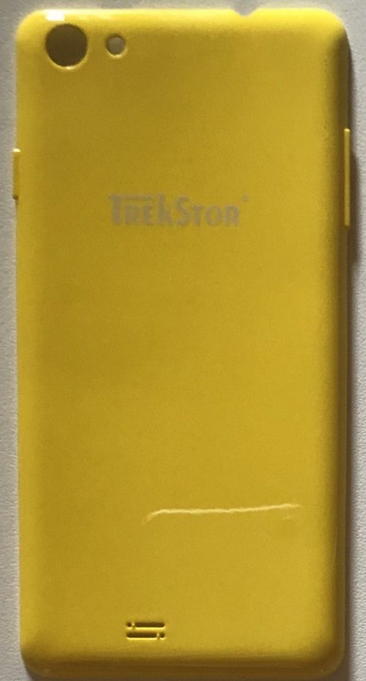 TREKSTOR WinPhone 4.7 HD Backcover Cover NEU gelb Windows Phone in Hasselroth