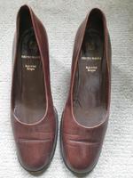 Bruno Magli Pumps Gr. 38 Vintage Rheinland-Pfalz - Bacharach Vorschau