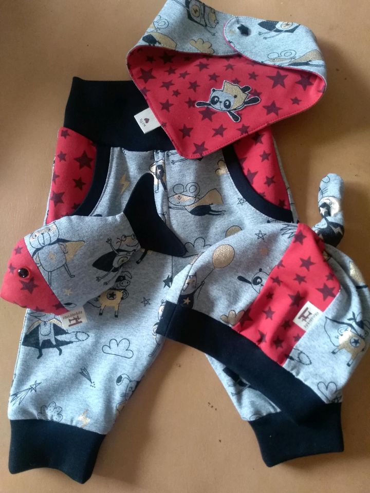 Handmade Set, Babyset "Kleine Helden", 56/62, Pumphose in Hohenleuben