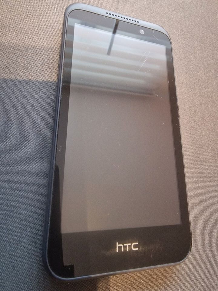 HTC Desire 320 in Chemnitz