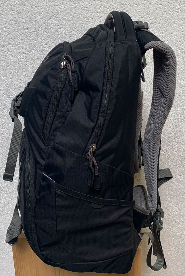 Jack Wolfskin Rucksack mit Laptop Fach in Esslingen