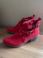 Stiefeletten Schuhe Damen rot Gr. 39 Brandenburg - Kotzen Vorschau