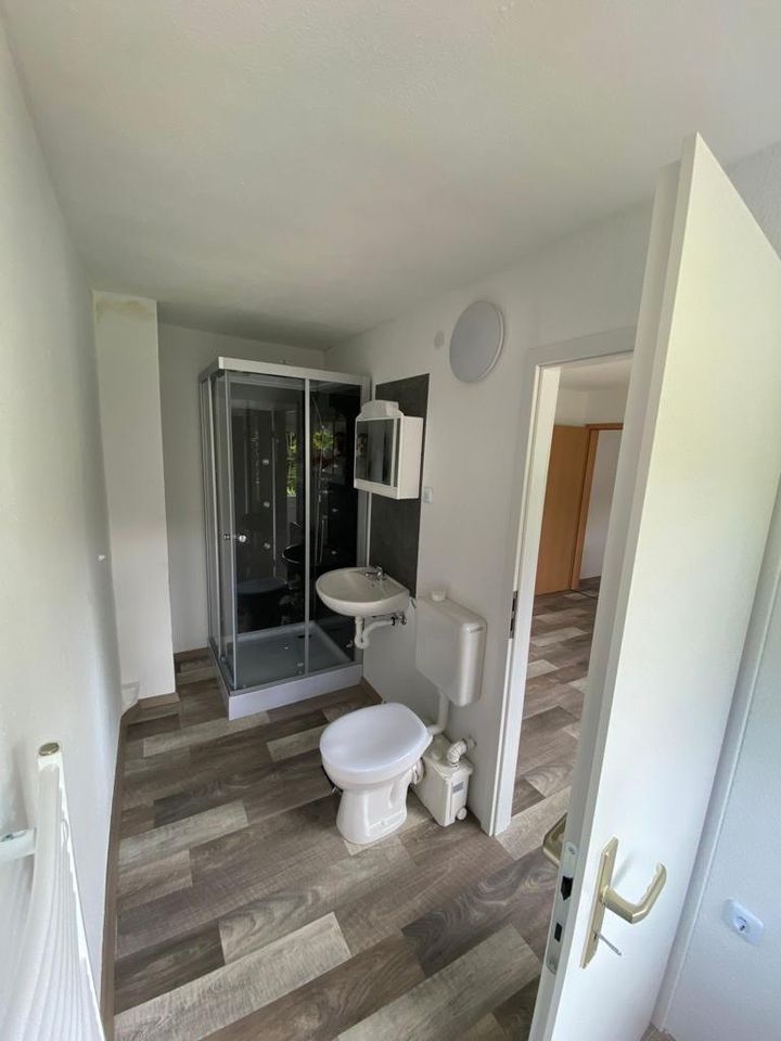Kleine Wohnung 2Zimmer Küche Bad in Haiger