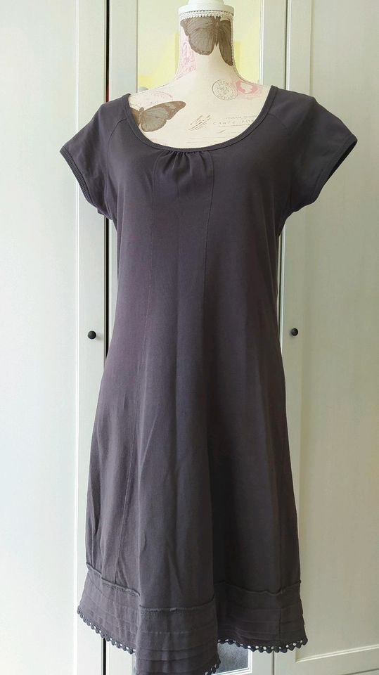 Sommerkleid / T-Shirt-Kleid grau L Tom Tailor in Burscheid
