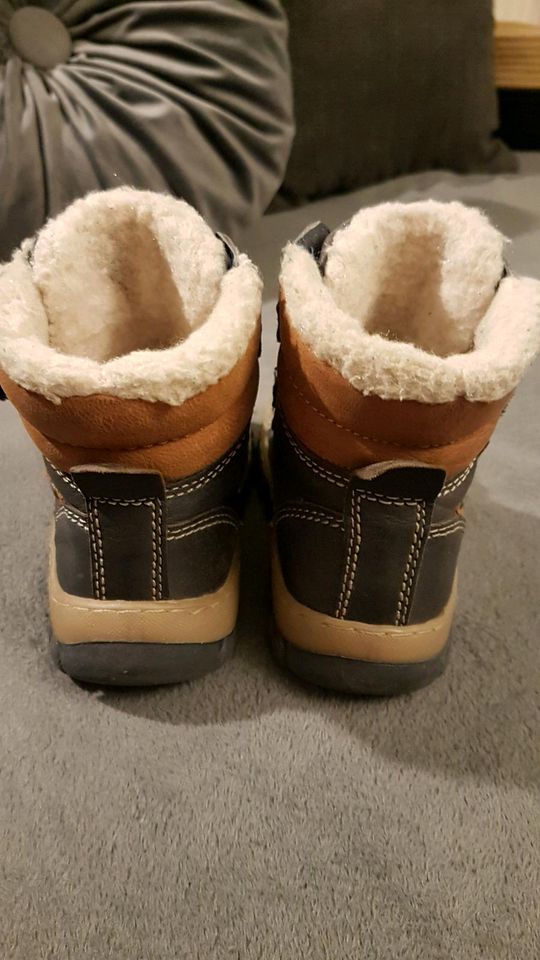 Leder Winterscuhe Lasocki Gr. 24 fast neu in Essen