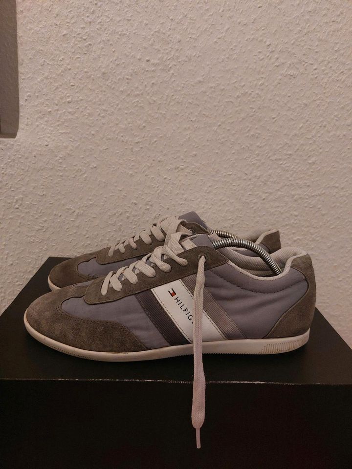 Tomm Hilfiger Herren Sneaker Grösse 44 Sommer NP139 in Berlin