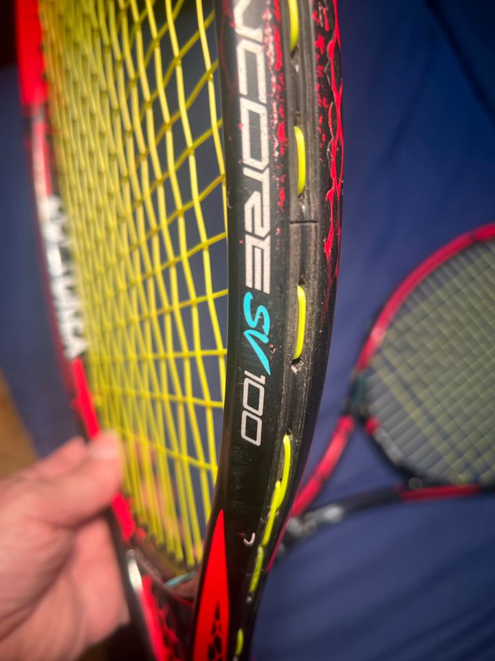 YONEX V CORE 100 TENNISSCHLÄGER, 2X! in Köln