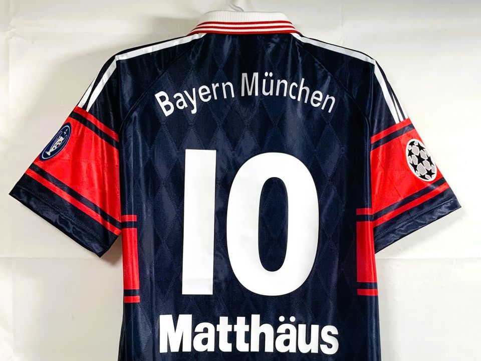 FC Bayern München 1997-99, Retro Vintage Heim-Trikot 10 Matthäus in Berlin