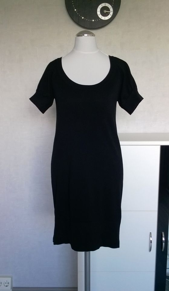 Strickkleid Kleid Kurzarm Feinstrick schwarz Gr. S Mng Basics in Berlin