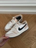 Air Jordan 1 Retro Low Nike Coconut Milk Berlin - Tempelhof Vorschau