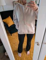 Levi’s Hoodie – Batik-Style Rosa/Weiß – Größe 36 Bielefeld - Schildesche Vorschau