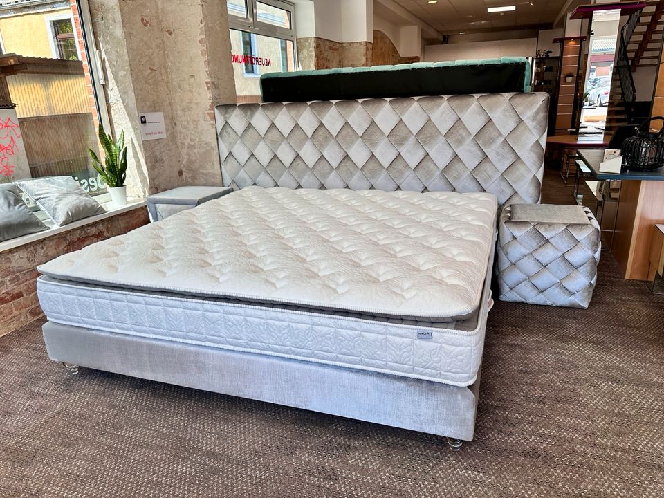 Premium 200x200 cm Boxspringbett Handgeflochten inkl. Matratze Silber & Glasfüße Doppelbett Bett Schlafsofa Tagesbett Futonbett Wasserbett Designerbett in Berlin