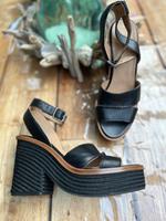 UGG Sandale Plateau Leder schwarz ausgefallen Essen - Essen-Katernberg Vorschau