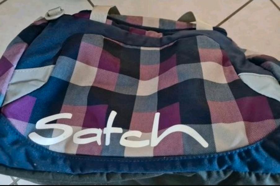 Satch By Ergobag * Set Schulrucksack + Sporttasche * carry berry in Elze