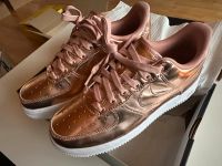 Nike Air Force 1 low Metallic Rose Gold 38,5 Neu Baden-Württemberg - Buchen (Odenwald) Vorschau