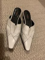 Sandale / Pantolette weiss Gr. 37 Nordrhein-Westfalen - Nettetal Vorschau