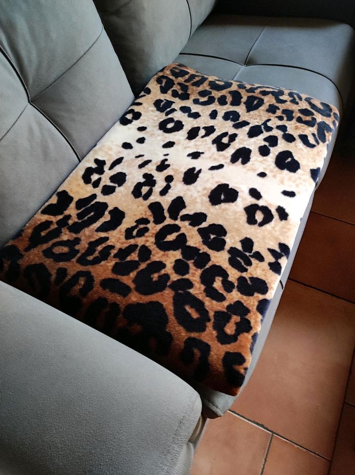 Leopardenmuster Decke Wohndecken Kuscheldecken in Soltau