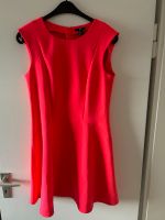 Neon Pinkes Kleid 44 Nordrhein-Westfalen - Beckum Vorschau