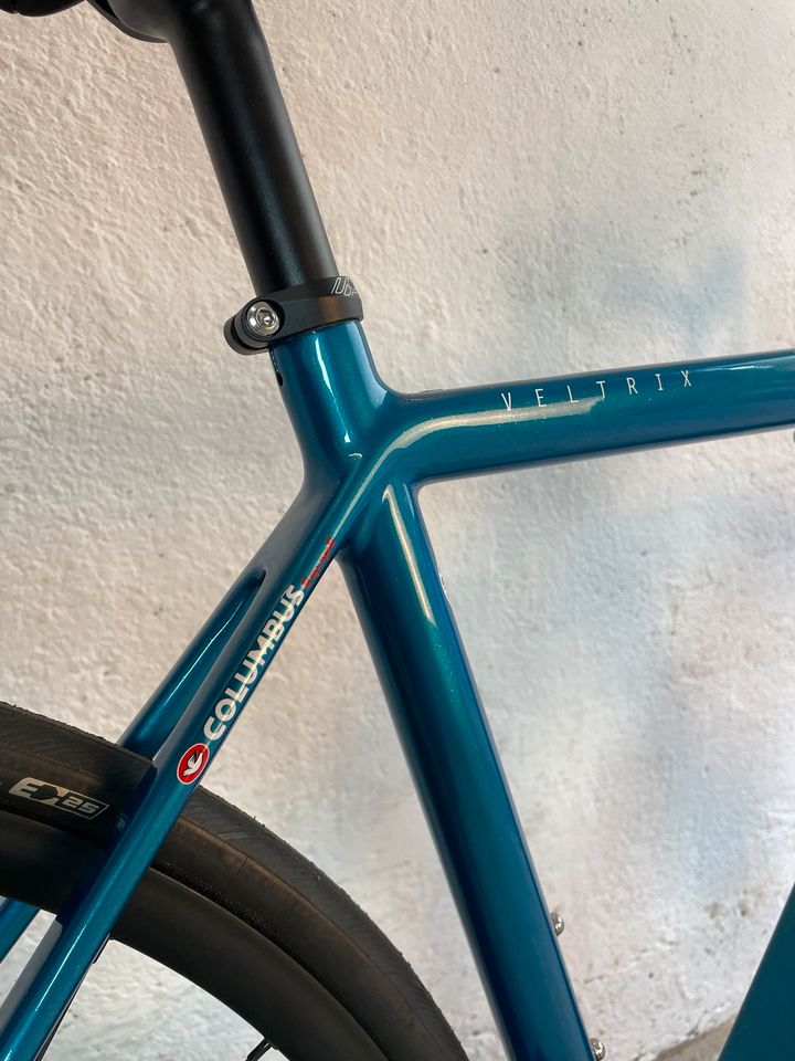 Cinelli Veltrix RH51 SRAM Force eTap AXS Rennrad Frauen in München