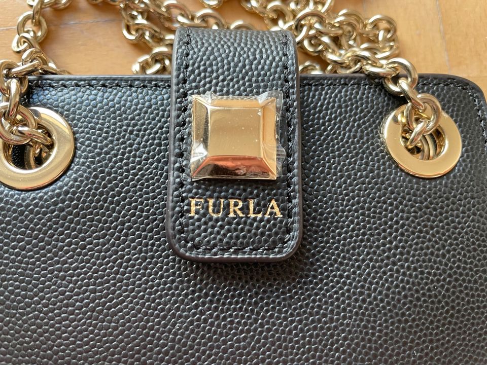 Furla Smartphone-/Handytasche schwarz in Eberbach