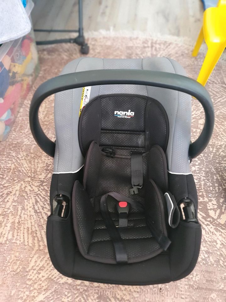 Autositz für Baby in Offenbach