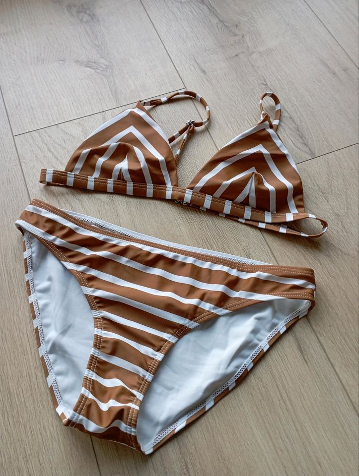 Bikini Shein S Triangel ohne Bügel gestreift Caramelbraun weiß in Schweppenhausen