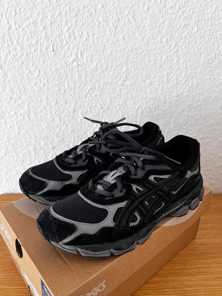 Asics GEL-NYC graphite grey/black Sneaker schwarz 37 wie neu in Hamburg