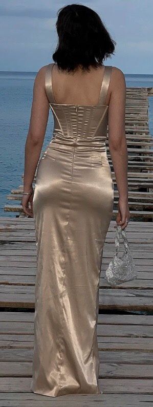 NA-KD Abendkleid ,Abiball ,Satin Maxikleid champagner,Gr. 40 in Arnsberg