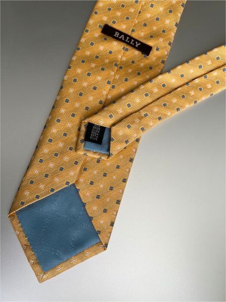 NEU BALLY Krawatte mit Motiv Seidenkrawatte Gelbtöne 100 % Seide in  Baden-Württemberg - Leonberg | eBay Kleinanzeigen ist jetzt Kleinanzeigen