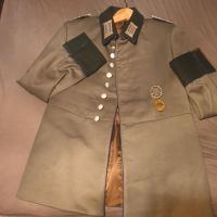 Alte Uniform Sarasani Jacke eines Arzt / Dr. mit Orden Frankfurt am Main - Sachsenhausen Vorschau