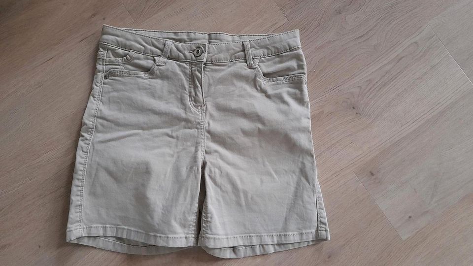 Damen kurze Hose Jeans Größe 38 von Jessica, beige, Baumwolle in Aschaffenburg