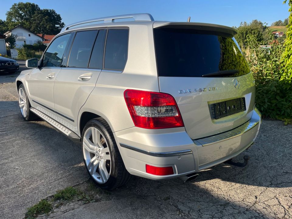 Mercedes-Benz GLK 250 CDI 4-Matic AMG Sport Edition *XENON* in Kumhausen