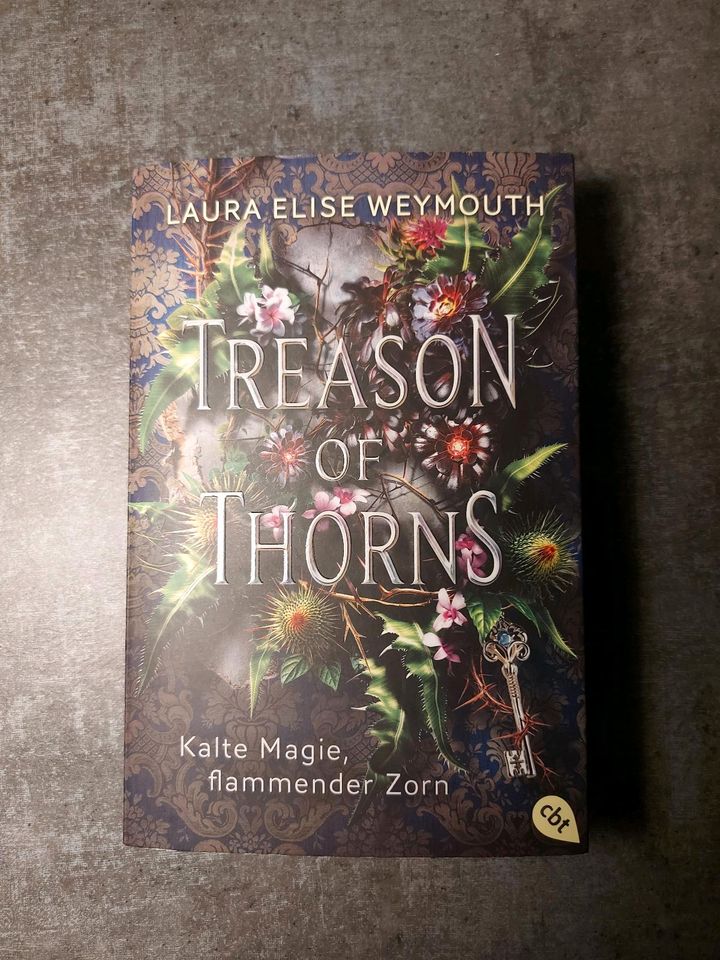 Laura Elise Weymouth * Treason of Thorns * Fantasy Farbschnitt in Bad Lauterberg im Harz